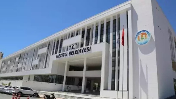 Mersin'de Mezitli Belediye Başkanı Tuncer, restoranda çıkan kavgada darbedildi