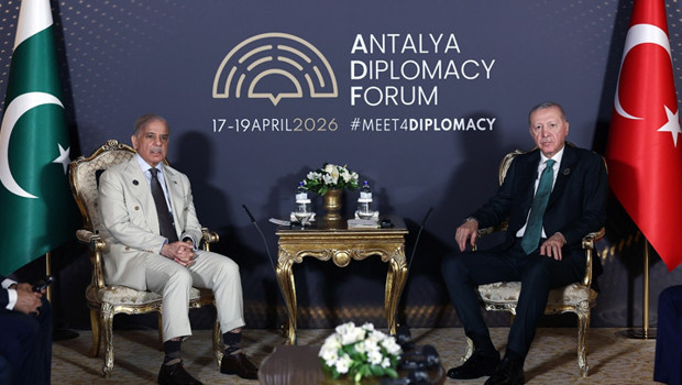 Cumhurbaşkanı Erdoğan, Pakistan Başbakanı Şerif ile görüştü