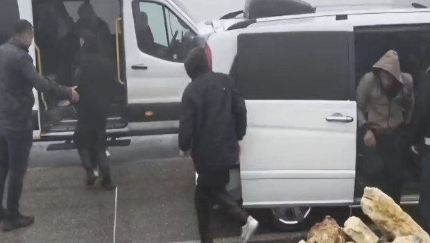 Hatay'da kaça göçmen operasyonu: 52 göçmen yakalandı, 12 organizatör tutuklandı