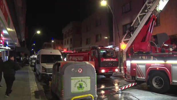 Küçükçekmece’de korkutan otel yangını