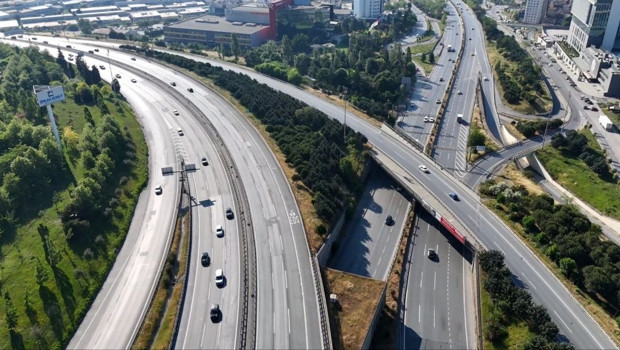Kurban Bayramı'nın ikinci gününde de yollar boş kaldı